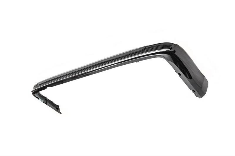 Купити Задня накладка з хромом 2016-2025 (Executive ) Білий колір для Toyota Land Cruiser 200