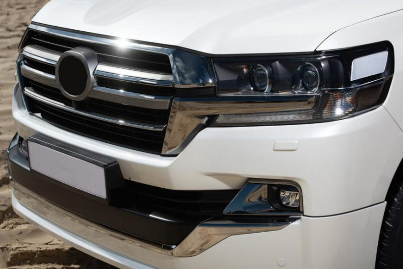 Купити Решітка 2016-2021 (дизайн 2019) Без камери для Toyota Land Cruiser 200