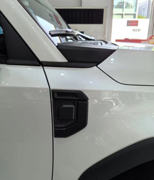 Купити Накладки на крила Modellista для Toyota Land Cruiser Prado 250