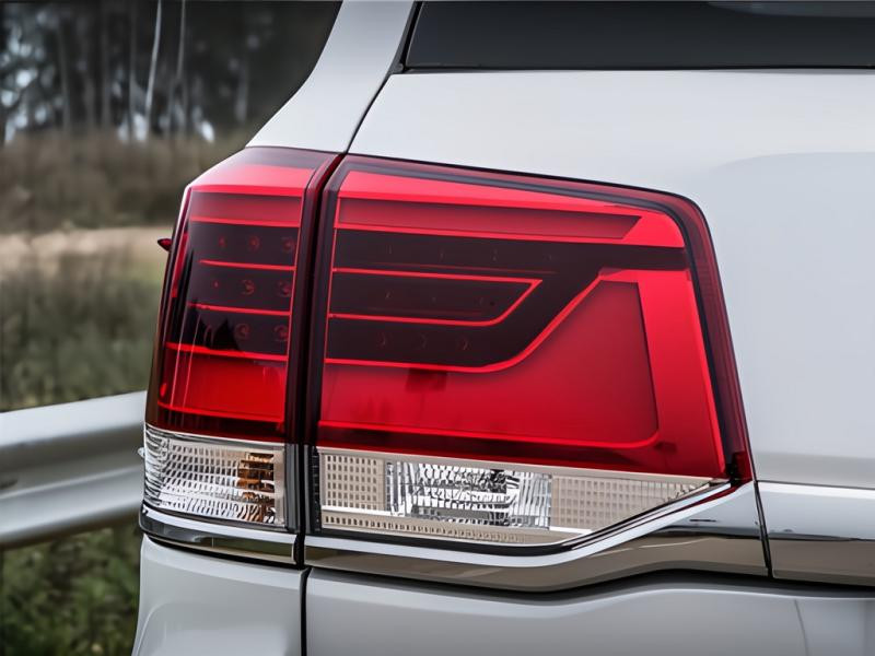 Купити Задні ліхтарі 2016-2021 (OEM стандарт) Задній лівий внутрішній ліхтар (на кришку багажника) для Toyota Land Cruiser 200