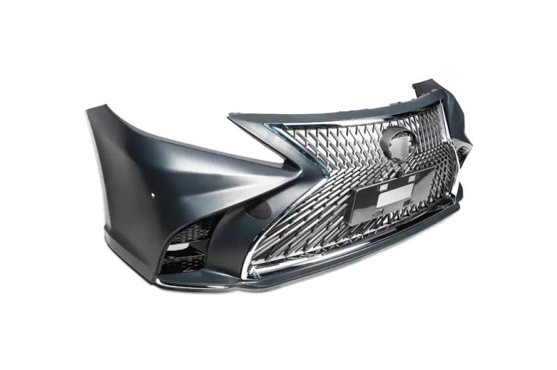 Купить Передний бампер Lexus LS style в собранном виде для Toyota Camry 2017-2023 гг