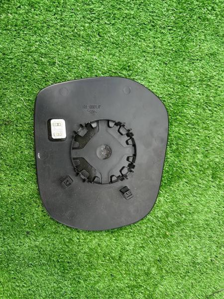 Купить Вкладыш зеркала (с подогревом, 1 шт) Левый для Toyota Land Cruiser 200