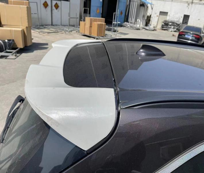 Купити Спойлер (чорний глянець) для BMW X5 F-15 2013-2018 рр