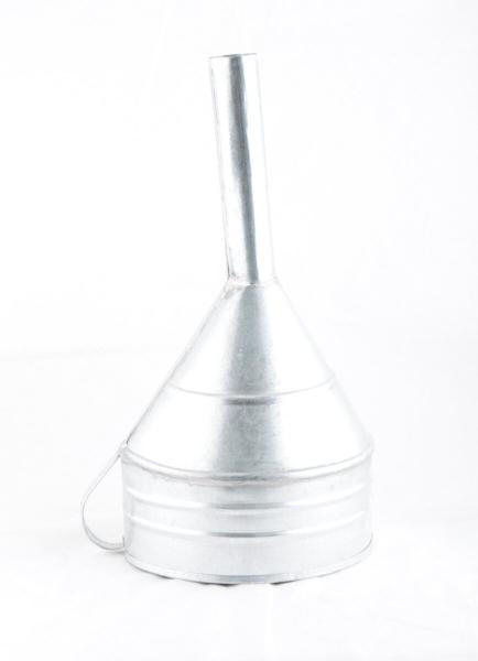 Купить Лейка металлическая для грузовиков 5л, прямая