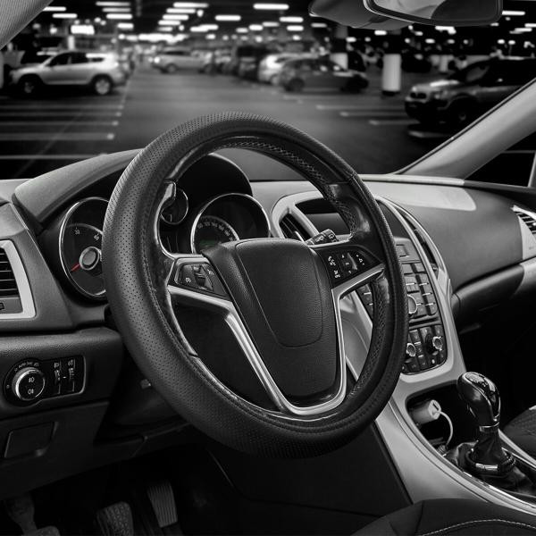 Купить Чехол на руль Carlife 37-39см, кожа, черный, белая резина, один шов, перфорированный SW341M