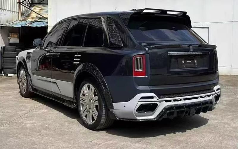 Купити Комплект обвісів MNSR Carbon (для 2024-2025) для Rolls-Royce Cullinan 2018- рр