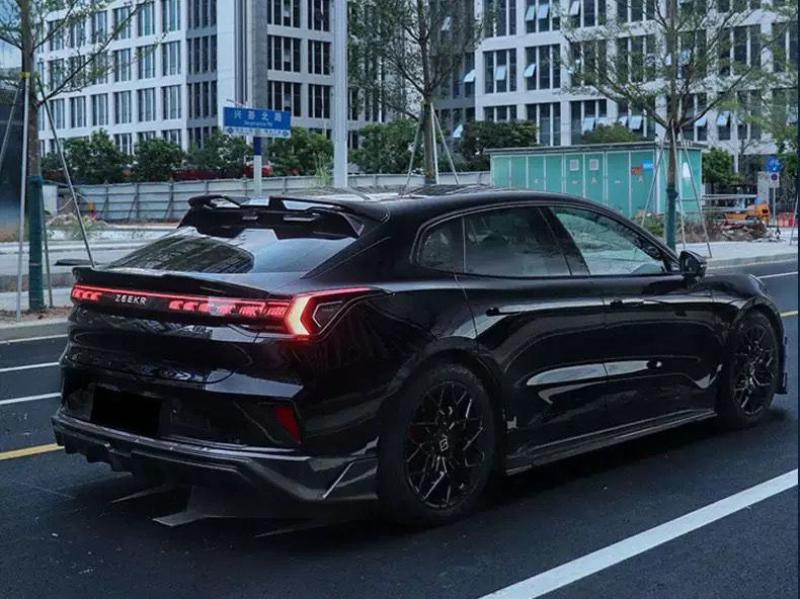 Купити Комплект обвісів CXW-Style (для 2024-2025, Карбон) для Zeekr 001 2021- рр