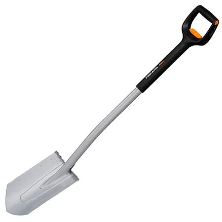 Buy Fiskars Xact Telescopic Pointed Spade (1066732)