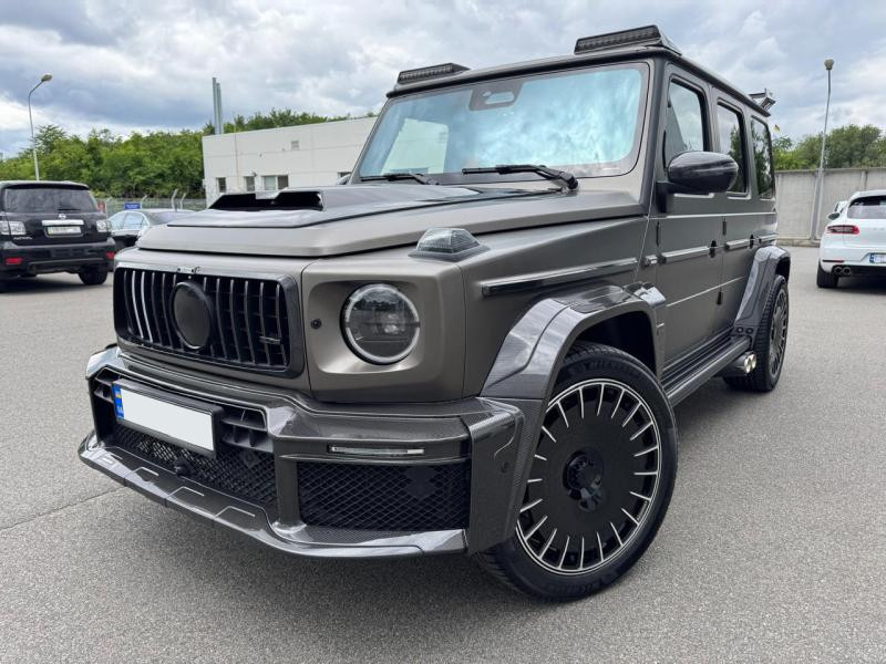 Купити Рамка решітка радіатора Carbon V1 для Mercedes G сlass W465 2025- рр