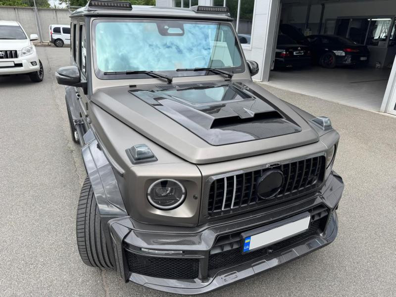 Купити Рамка решітка радіатора Carbon V1 для Mercedes G сlass W465 2025- рр