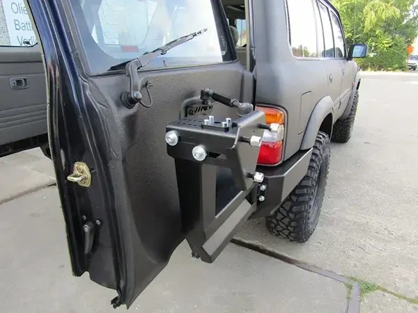 Buy Fastening spare wheel for Nissan Patrol Y61 Fabryka 4x4