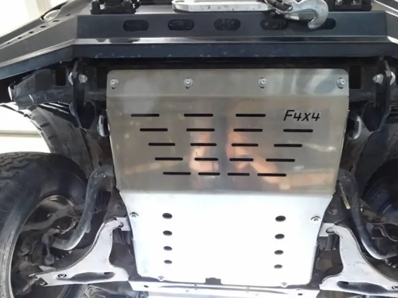 Купить Защита двигателя для Mitsubishi Pajero III 99-06 дизель F4X4