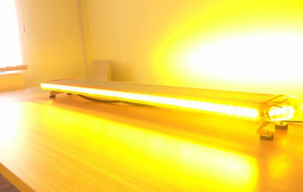 Купити Світлова панель Стріла Ultra Slim 118-36LED жовтий