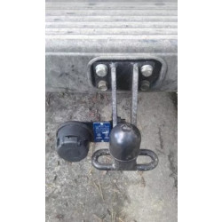 Купить Фаркоп для TOYOTA Land Cruiser 200 2007-2015 штатный крепеж