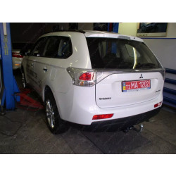 Купити Фаркоп для Mitsubishi Outlander від 2015 стандартний