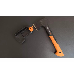 Купить Топор универсальный Fiskars X7 XS 1015618