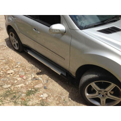 Купить Боковые пороги Allmond Grey (2 шт., алюм.) для Mercedes ML W164