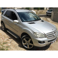 Купить Боковые пороги Allmond Grey (2 шт., алюм.) для Mercedes ML W164