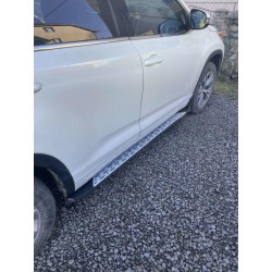 Купить Пороги Оригинальный дизайн (для EU и USA, 2 шт, алюминий) для Toyota Highlander 2013-2019 гг