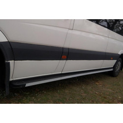 Купити Бокові пороги Maya (2 шт., алюміній) Long/ExtraLong для Volkswagen Crafter 2006-2016 рр