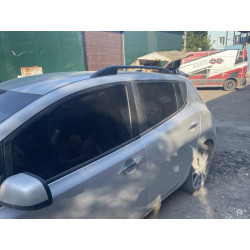 Купити Рейлінги Skyport (чорні) для Nissan Leaf 2010-2017 рр
