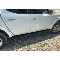 Купить Боковые пороги Amazon Black (2 шт, черные) для Mitsubishi L200 2015-2024 гг