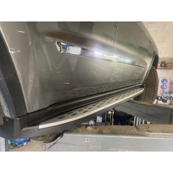 Купити Бокові пороги Оригінал (2 шт) для Jeep Grand Cherokee WK2 2010-2021 рр