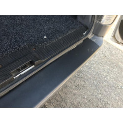 Купить Накладка на задний бампер DDU (ABS) для Renault Trafic 2001-2015 гг