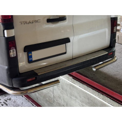 Купить Задние уголки (2 шт, нерж) для Nissan NV300/Primastar 2016-гг