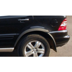 Купити Накладки на арки (4 шт, чорний метал) для Mercedes ML W163