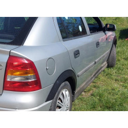 Купити Накладки на арки (SD/HB) (4 шт, чорні) для Opel Astra G classic 1998-2012 рр