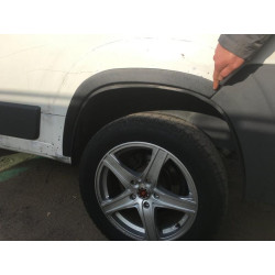 Купити Накладки на арки (4 шт, чорні) Металеві для Peugeot Boxer 2006-2025 рр