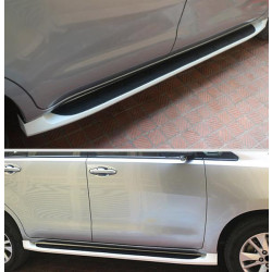 Купити Бокові пороги (2 шт) для Toyota Innova 2015- рр