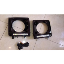 Купить Накладки на фары с LED (6 диодов, комплект) для Mercedes G сlass W463 1990-2018 гг