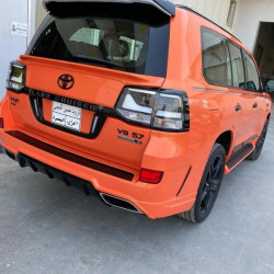 Купити Задні ліхтарі 2016-2025 (Executive Black) для Toyota Land Cruiser 200