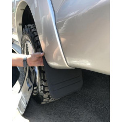 Купити Задні бризковики короткі (2 шт.) для Toyota Hilux 2006-2015 рр