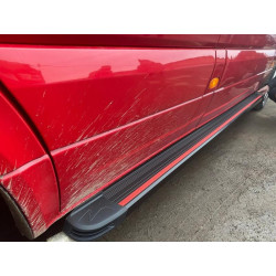 Купить Боковые пороги Maya Red (2 шт., алюминий) Средняя база для Volkswagen Crafter 2006-2016 гг