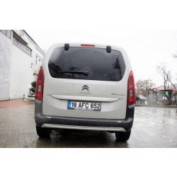 Купити Накладка на задній бампер (ABS) для Peugeot Partner/Rifter 2019- рр