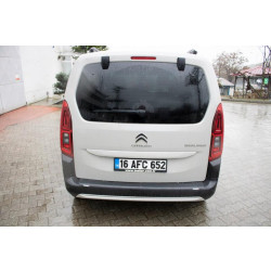 Купити Накладка на задній бампер (ABS) для Peugeot Partner/Rifter 2019- рр