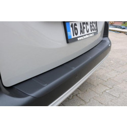 Купити Накладка на задній бампер (ABS) для Peugeot Partner/Rifter 2019- рр