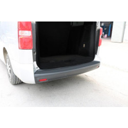 Купити Накладка на задній бампер EuroCap (на довгу базу, ABS) для Opel Zafira Life 2019- рр