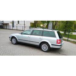 Купити Накладки на арки (4 шт, чорні) SW, 1996-2005, ABS для Volkswagen Passat B5 рр