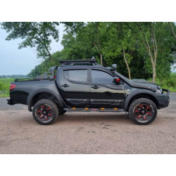 Купить Молдинги дверей (4 шт, ABS) для Mitsubishi L200 2006-2015 гг