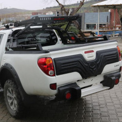 Купить Пластиковая накладка на крышку багажника для Mitsubishi L200 2006-2015 гг
