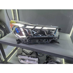 Купити Передня оптика 2020-2025 (2 шт) для Toyota Hilux 2015- рр