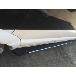 Купити Бокові пороги RedLine V1 (2 шт., алюміній) Середня база - передній привід для Mercedes Sprinter W907/W910 2018- рр