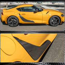 Купить Накладки на дверь (Карбон) для Toyota Supra 2019- гг
