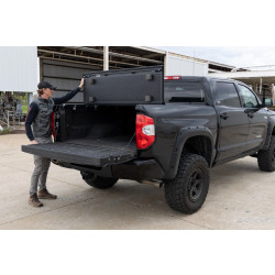 Купить Низкопрофильная крышка кузова 5' 5" без системы управления Rough Country - Toyota Tundra 02-19