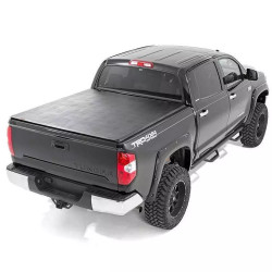 Купить Виниловая крышка кузова 6' 5" Tri-Fold Rough Country для Toyota Tundra 07-13