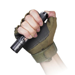 Buy Fenix ​​UC35 V20 Cree XP-L Hi V3